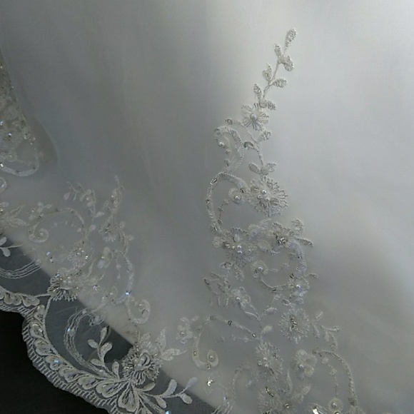 2 of 2 - Baylia Designs - White Wedding Gown - Picture 4 of 8